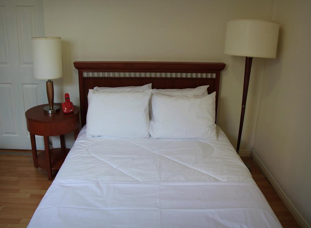 Toronto Central Hotel Luaran gambar